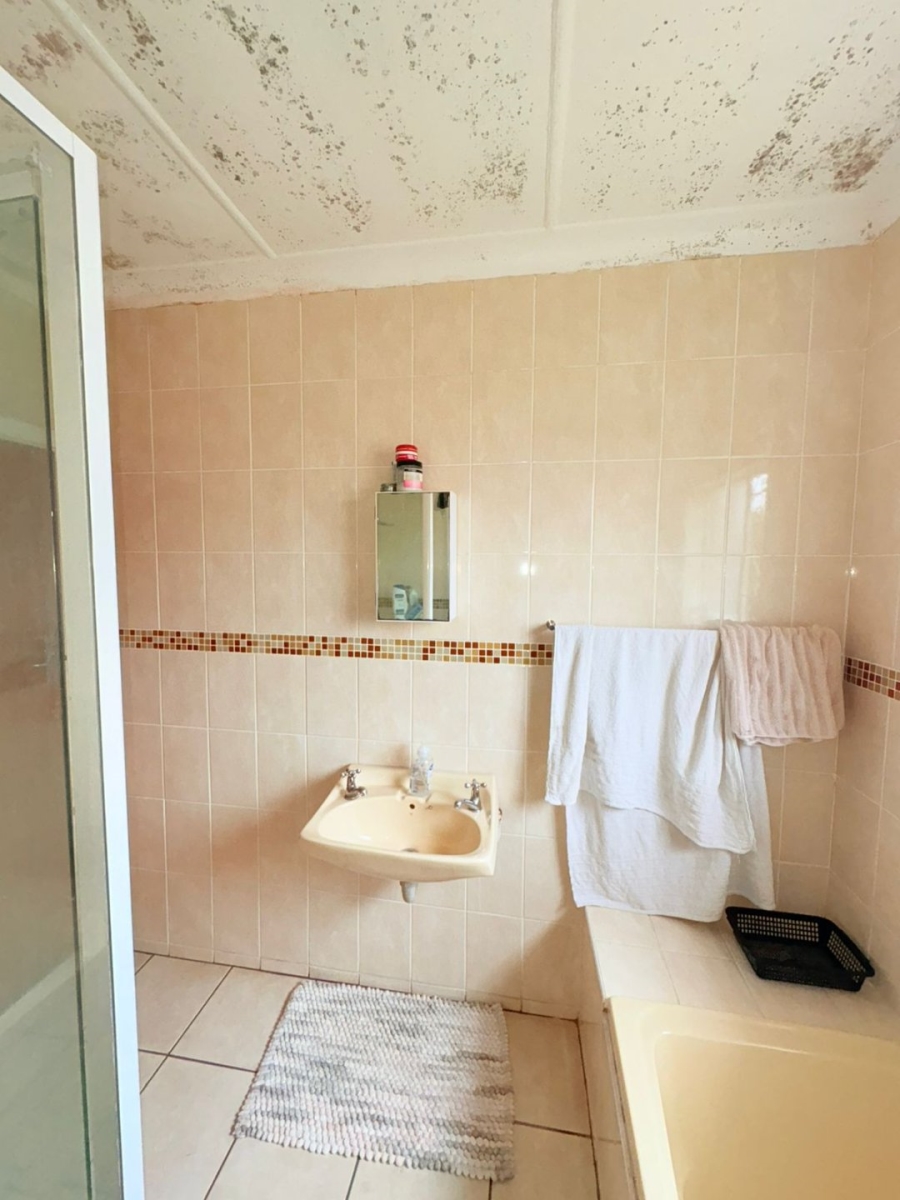 4 Bedroom Property for Sale in Rosemount Eastern Cape
